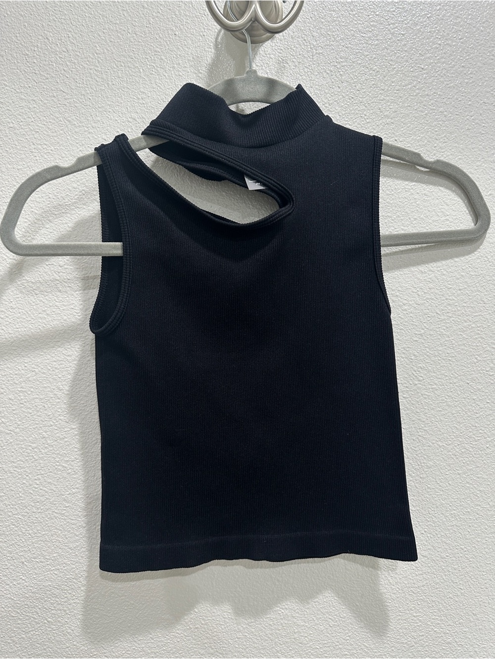 Women’s Black Ribbed Mock Neck Tank Top